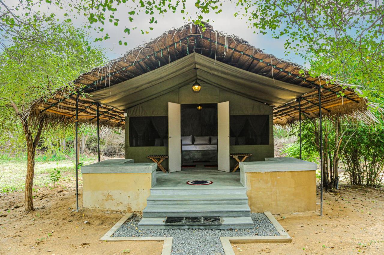 Hotel Yala Wild Hut - Yala Tissamaharama Esterno foto